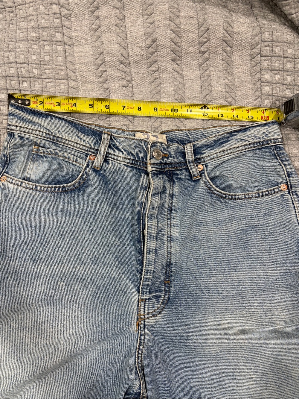 We The Free Light Wash Wide Leg Culotte Jeans - size 32 - Picture 7 of 8